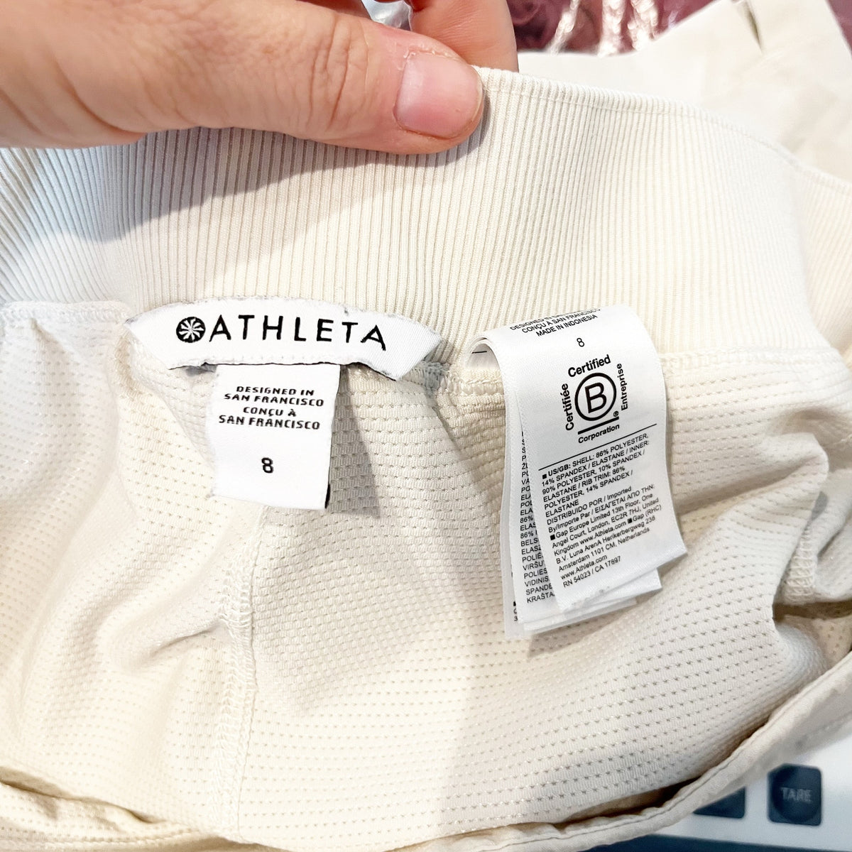 Athleta Brooklyn Pull On Golf Tennis 13.5" Mini Skort Bone Khaki Cream 8