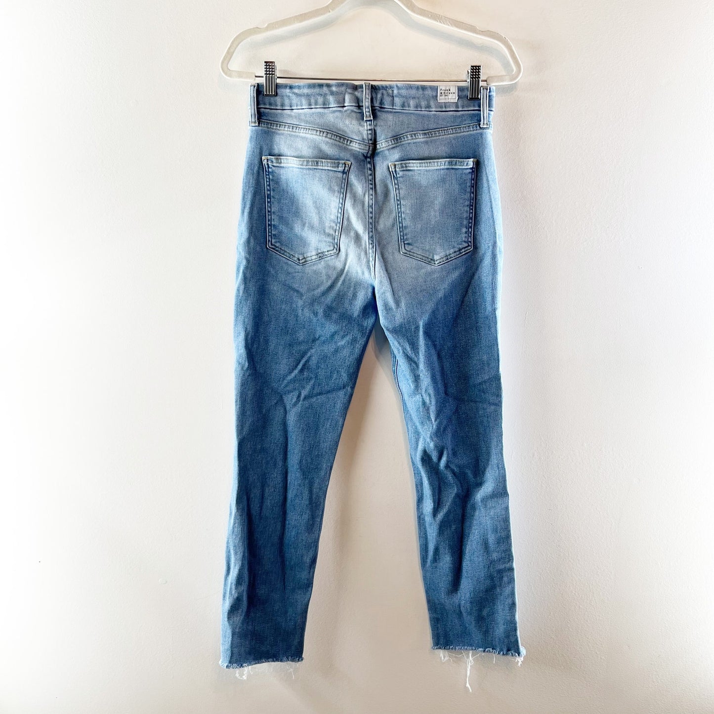 Frank & Eileen Derry Italian Dream Denim Frayed Hem Slim Sraight Jeans Blue 29