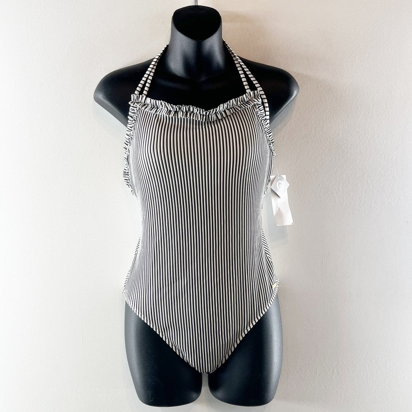 Roxy Bico Mind of Freedom Striped Ribbed One Piece Swimsuit White Black Large