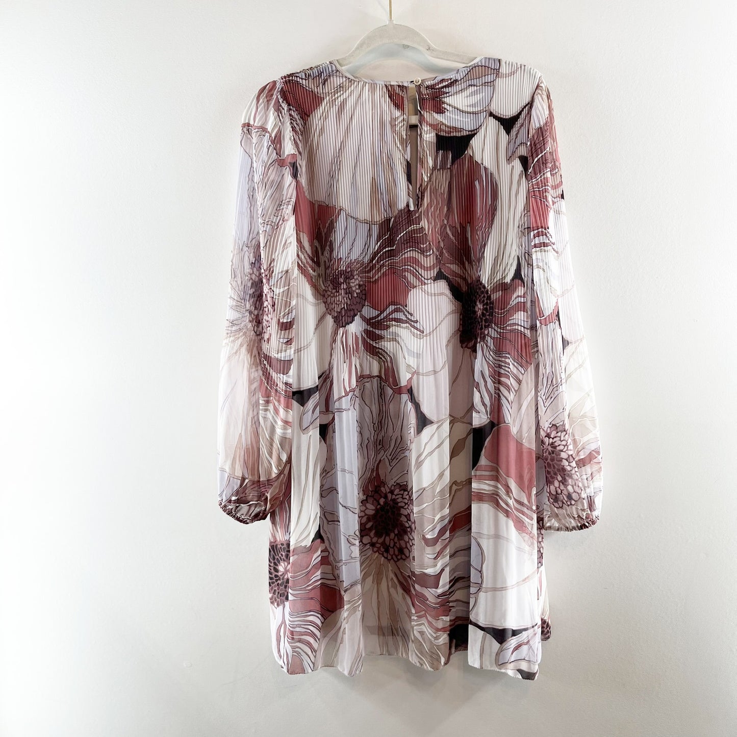 Aritzia Wilfred Daydreamer Long Sleeve Pleated Mini Dress Pink Purple Medium