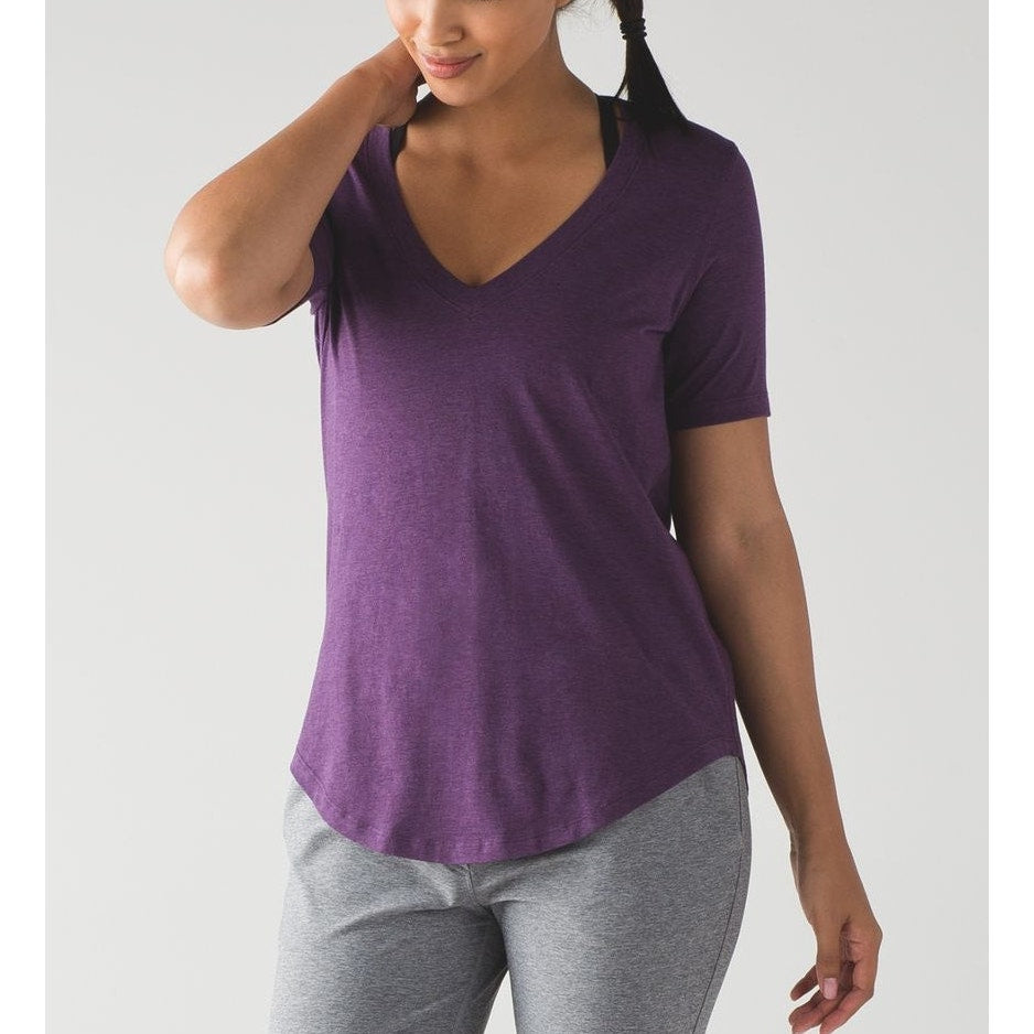 Lululemon Athletica Love Short Sleeve V-Neck Training Tee Purple Medium
