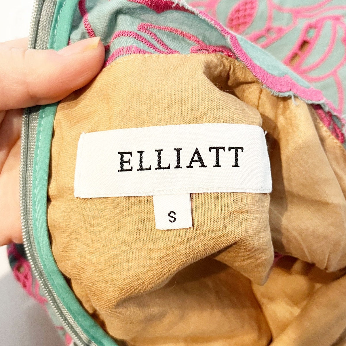 Elliatt Sleeveless Embroidered A Line Mini Dress Green Pink Small