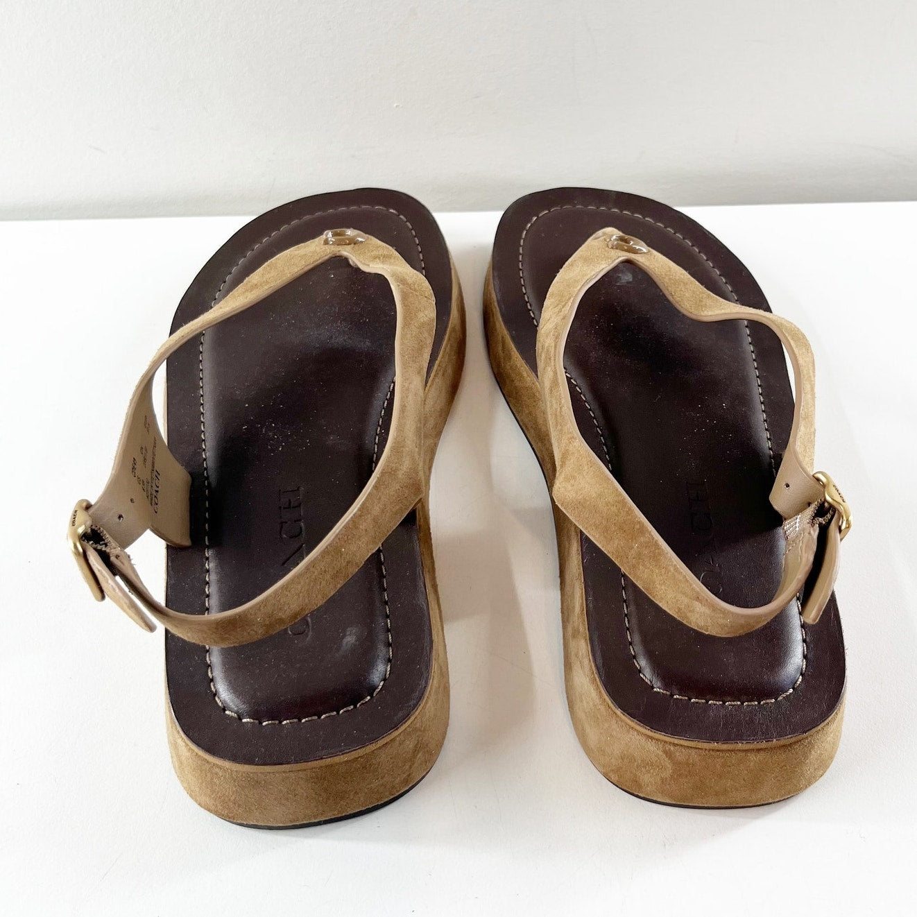 Coach Sculpted C Platform Suede Thong Sandals Coconut Tan Brown 6.5
