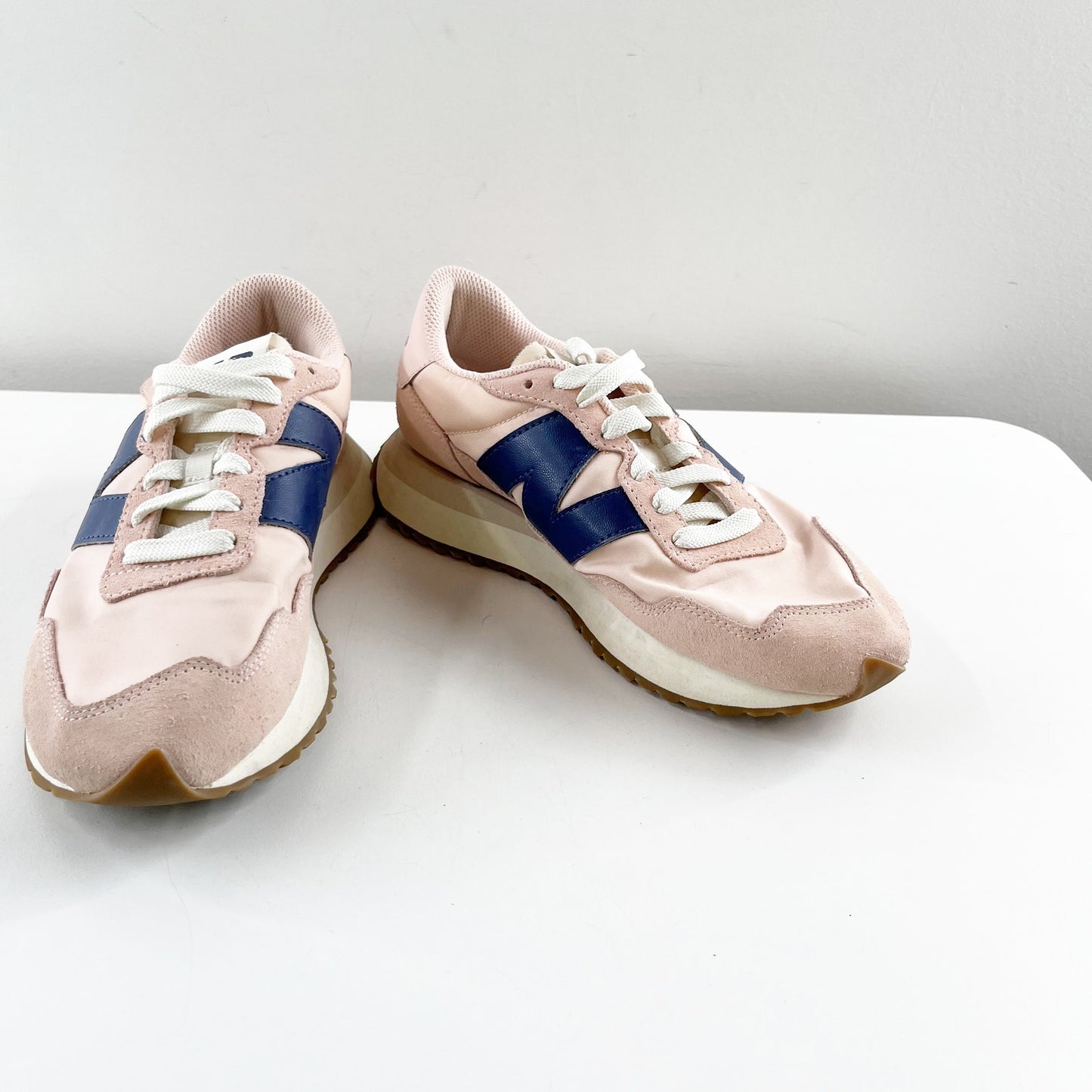 New Balance 237 V1 Lace Up Sneakers Shoes Pink Blue 7.5