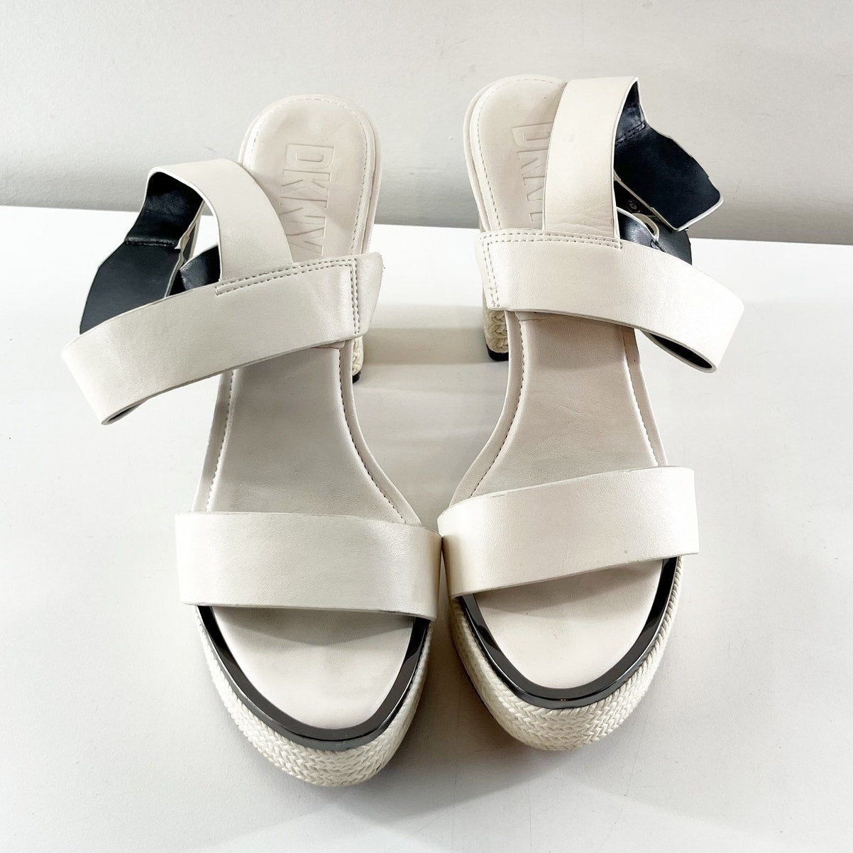 DKNY Everyday Block Heel Yadira-Platform Slingback Sandals Egg Nog 8.5
