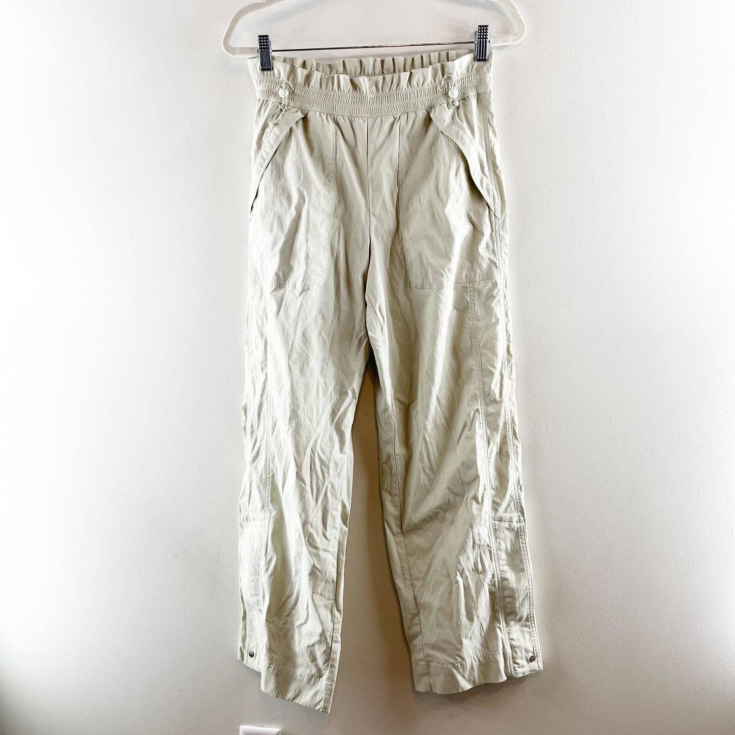 Athleta Trekkie High Rise Parachute Wide Leg Pants Cream Light Green 6