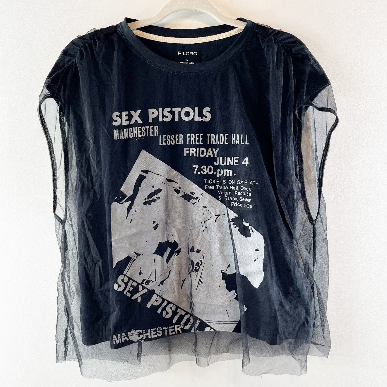 Pilcro Anthropologie Cap Short Sleeve Mesh Graphic Band Tee Shirt Black Large