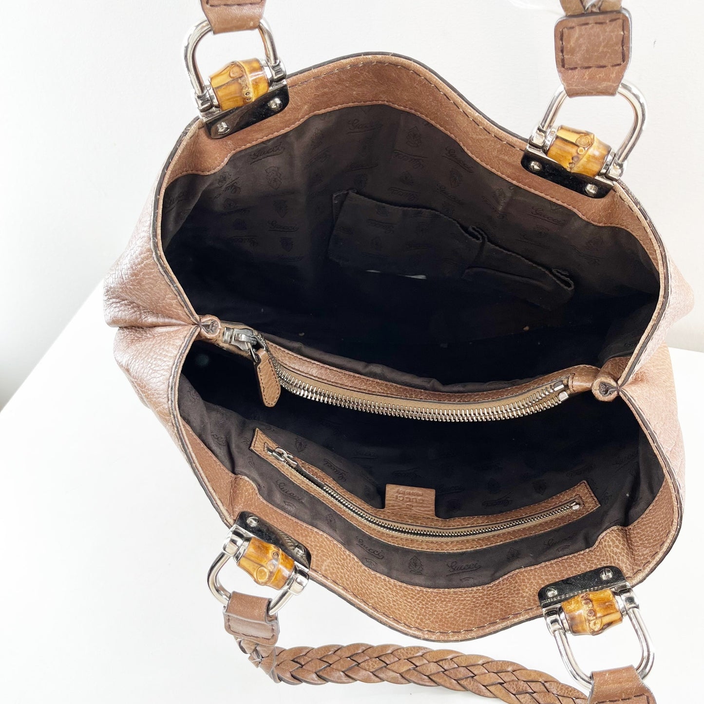 Gucci GG Vintage Signature Leather Bamboo Bar Woven Handles Tote Bag Purse Brown