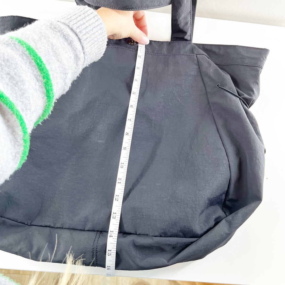 Lululemon Side Cinch Shopper Bag Tote Black