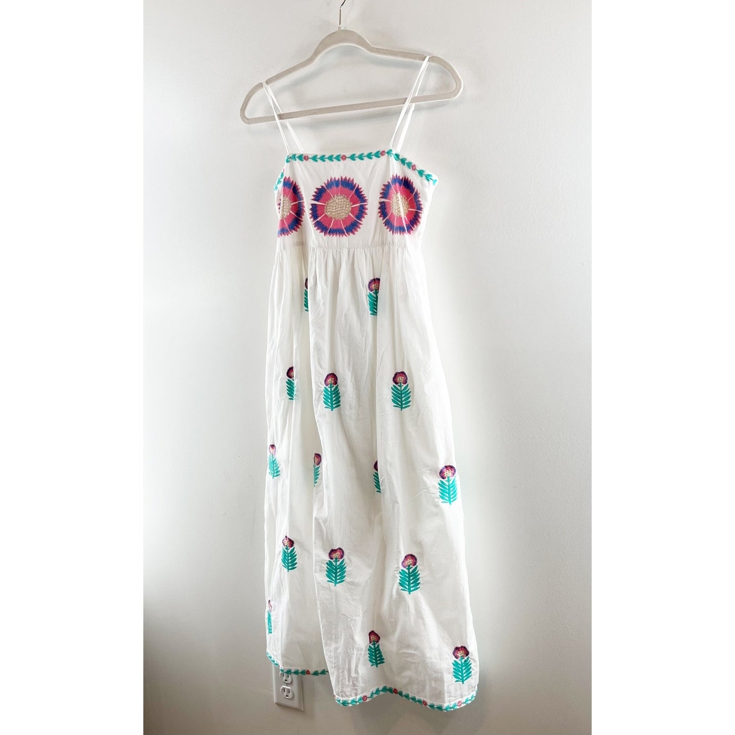 Tuckernuck Nimo with Love Flower Agate Embroidered Midi Dress White Small