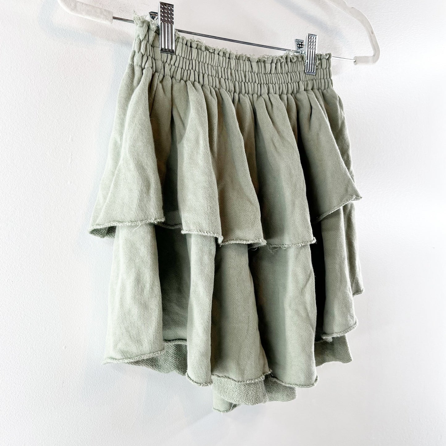 Aerie Pull On Tiered Ruffle Mini Skirt Green XS