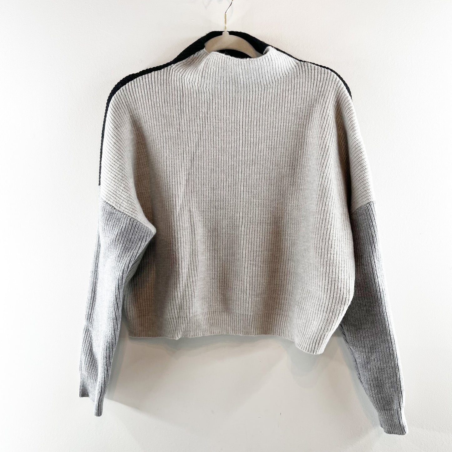 Le Lis Colorblock Dropped Shoulder Knit Pullover Mock Neck Sweater Gray Black S