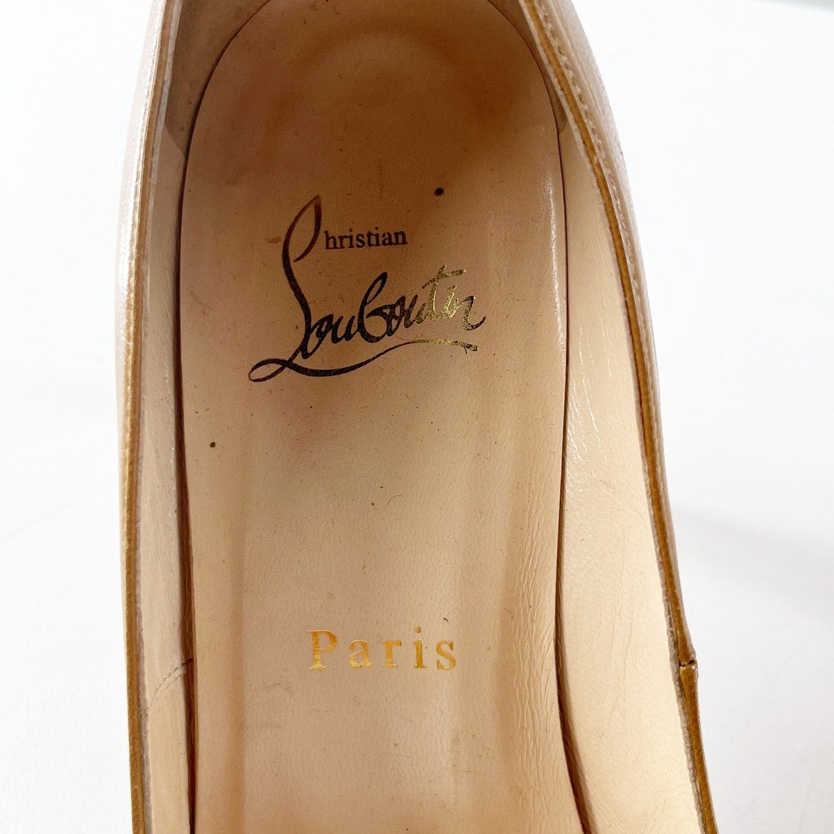 Christian Louboutin Pigalle Pointed Toe Leather Heels Pumps Brown Tan Nude 6.5