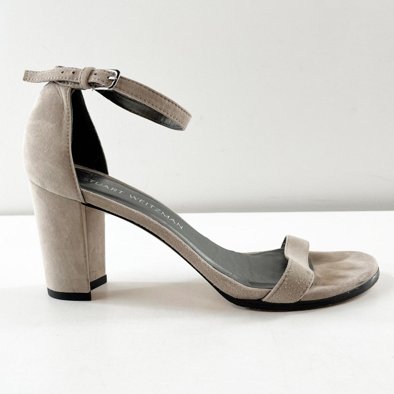 Stuart Weitzman Nearly Nude Block Heel Ankle Strap Sandal Suede Gray 7.5