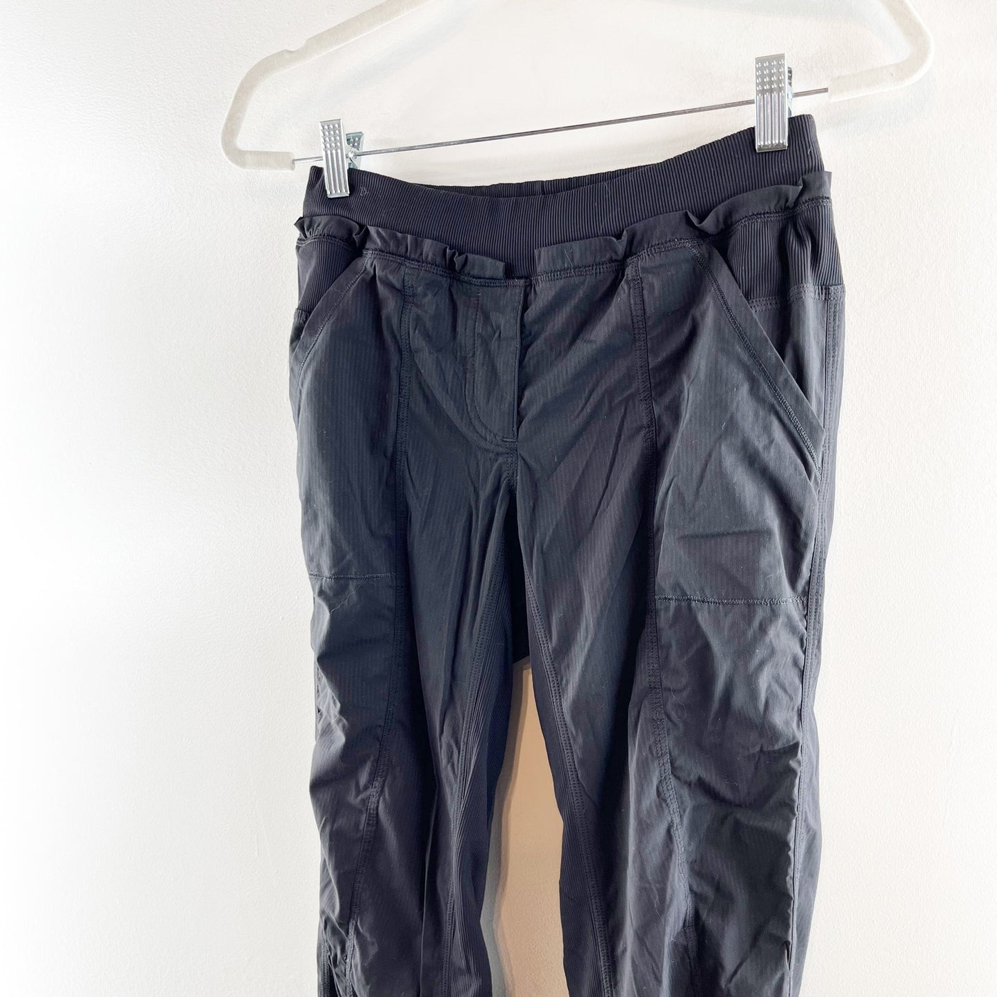 Lululemon Mid Rise Studio Straight Leg Pants Black 6