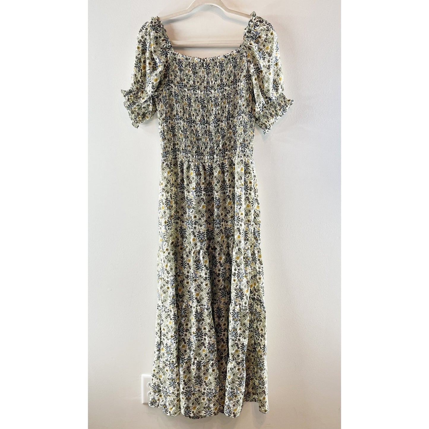 Max Studio Floral Print Puff Sleeve Smocked Tiered Maxi Sundress Green Large