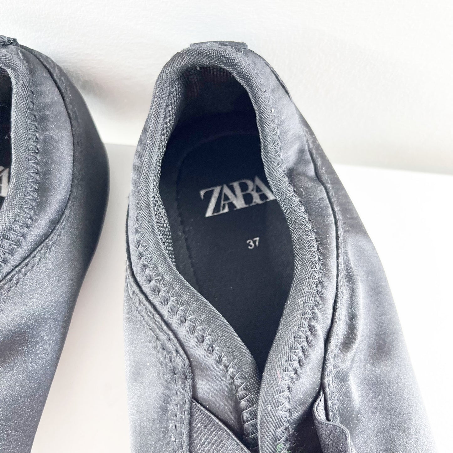 Zara Satin-Effect Slip On Crossed Elastic Strap Athletic Ballet Flat Black EU 37