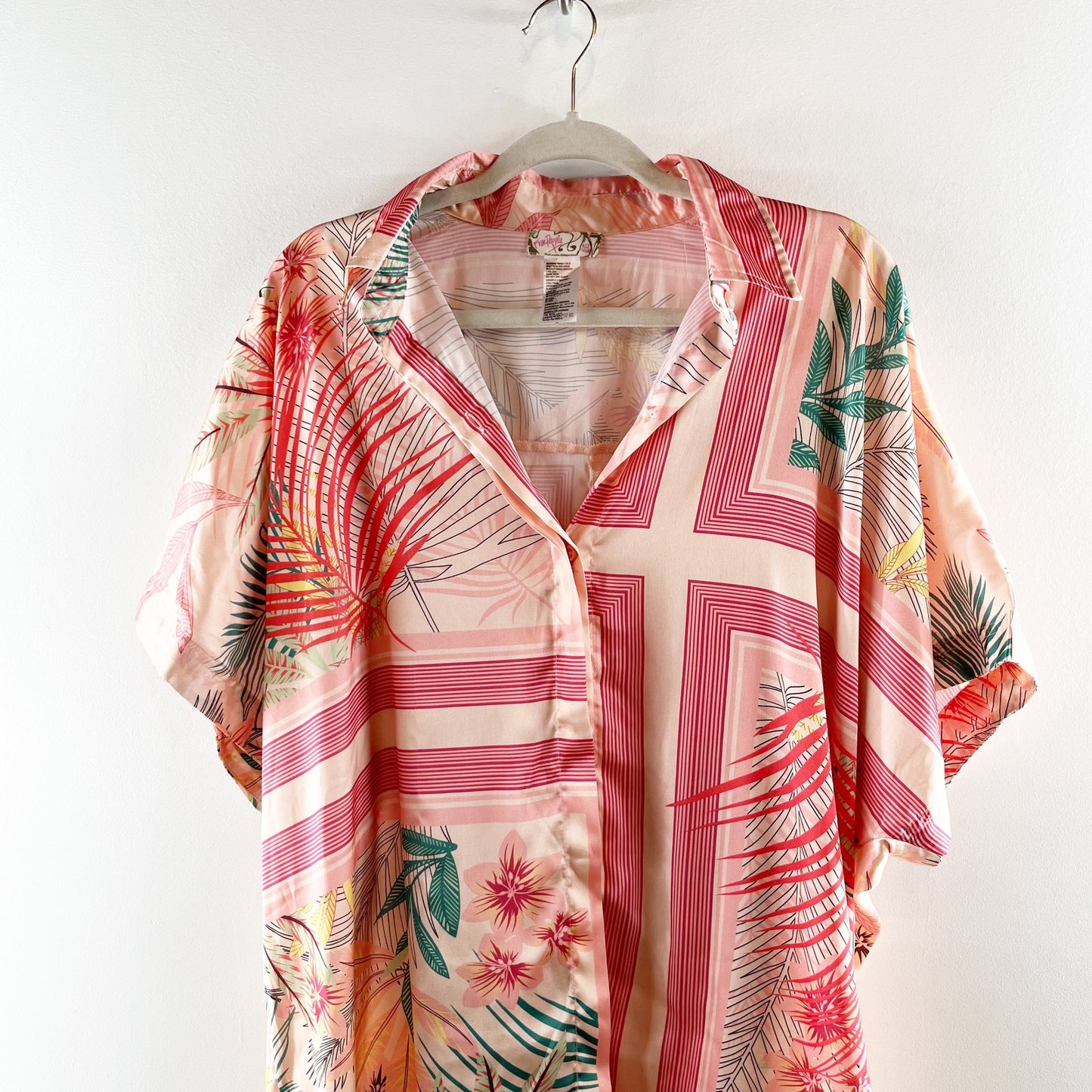 Free People Short Sleeve Button Up Tropical Tunic Blouse Pink One Size