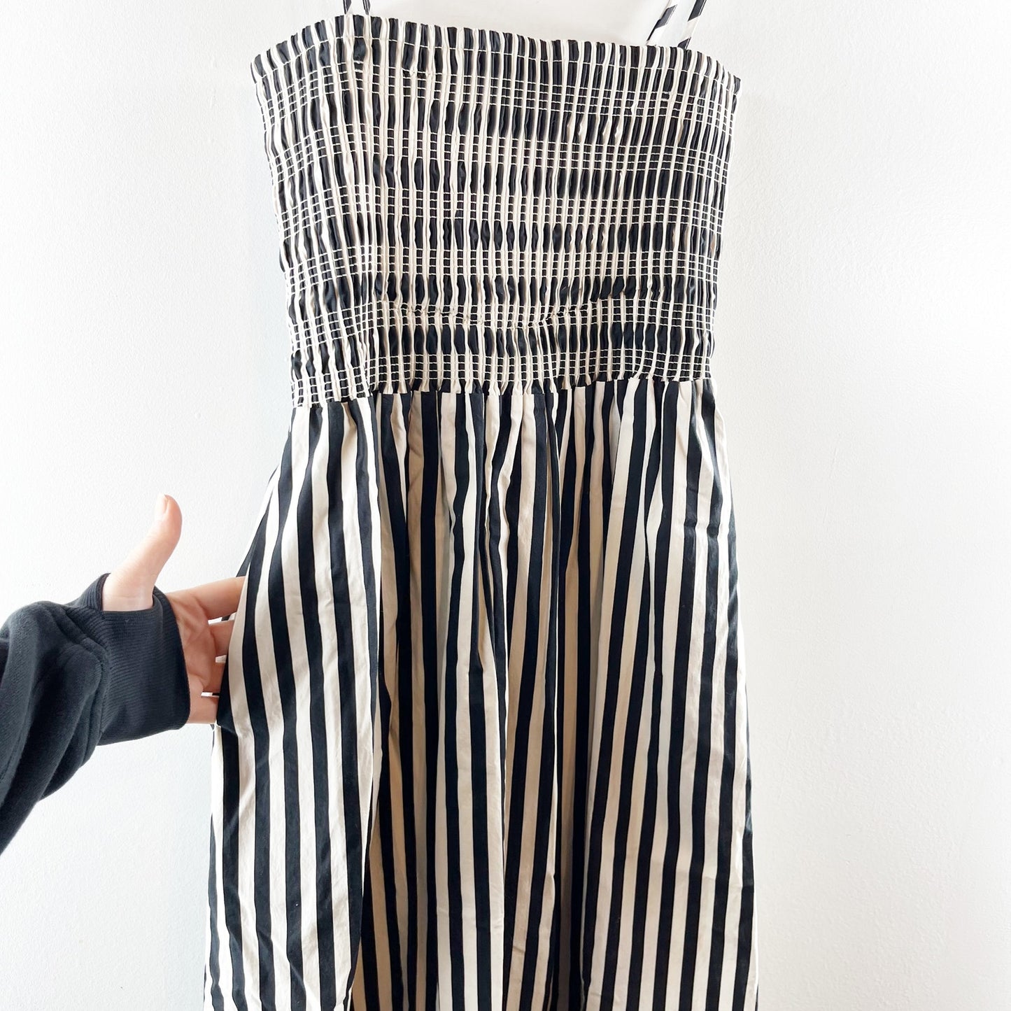 Evereve Cecilia Striped Sleeveless Smocked Maxi Dress Black White Medium