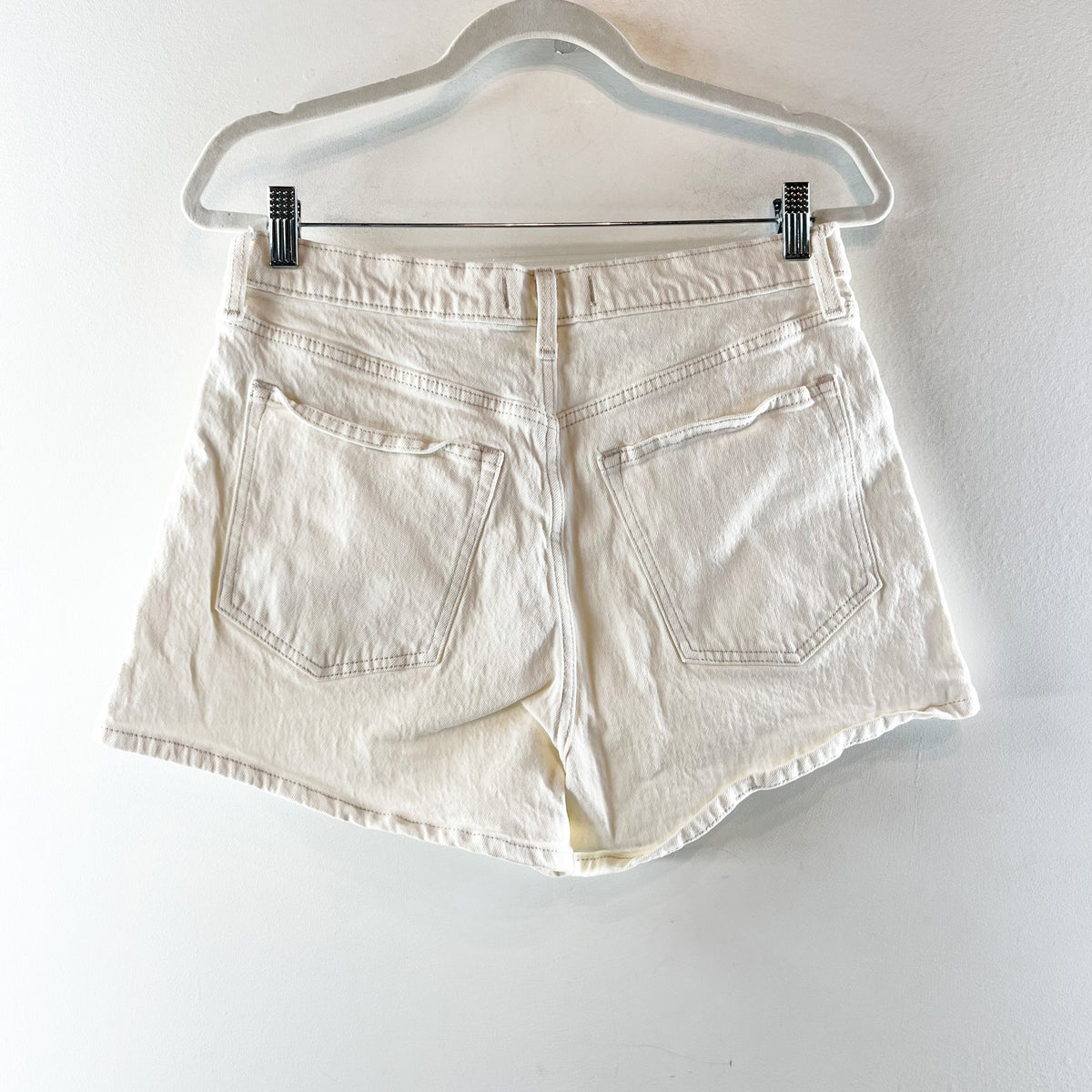 Abercrombie & Fitch The '90s Relaxed High Rise Cutoff Short Cream 30 / 10