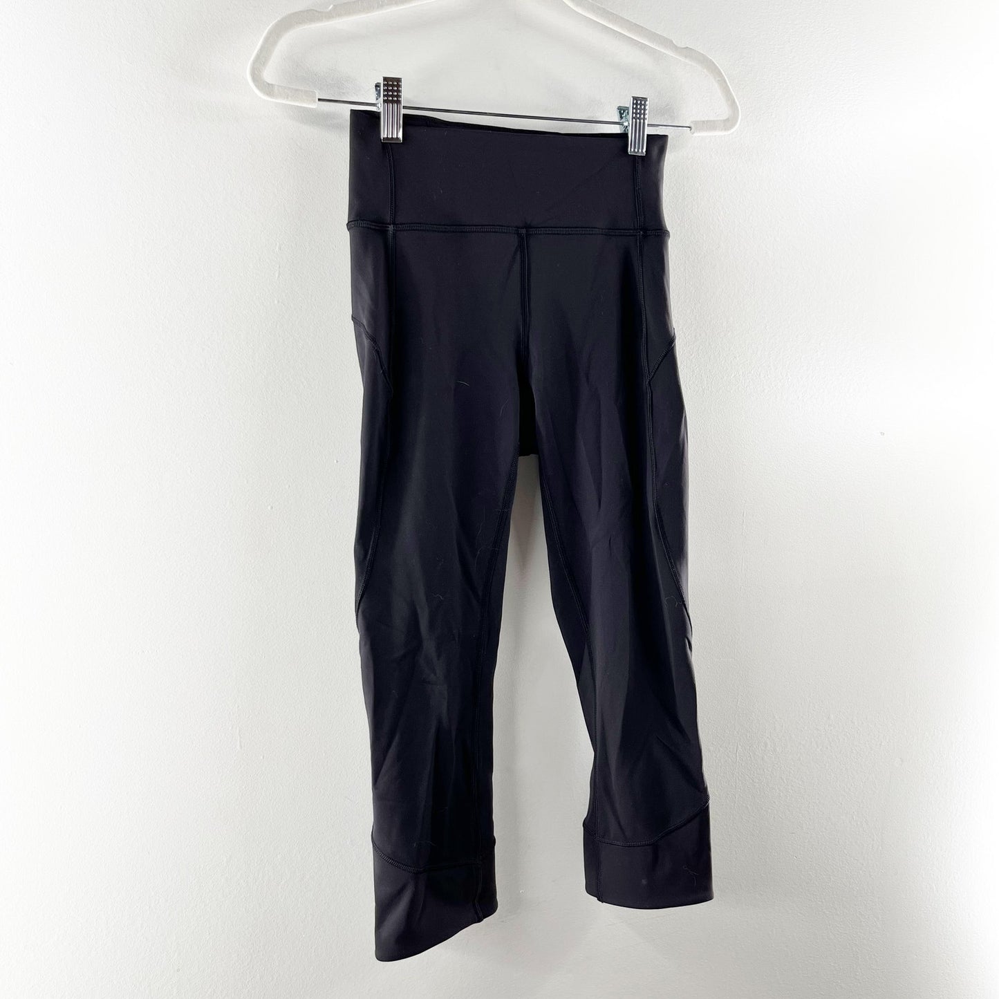 Lululemon In Movement Crop High Rise Leggings Everlux 19" Black 4