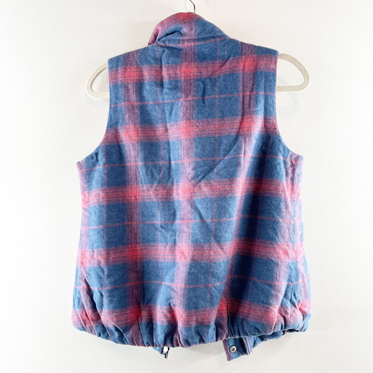 Dylan Sherpa Lined Snap Button Plaid Vest Blue Red Small