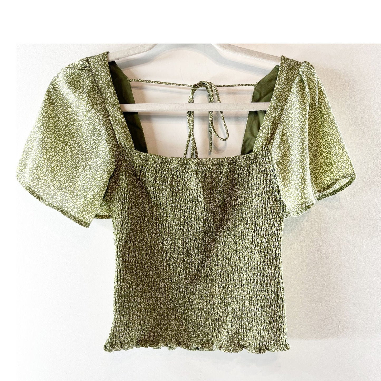 Abercrombie & Fitch Square Neck Floral Smocked Flutter Sleeve Top Green XS