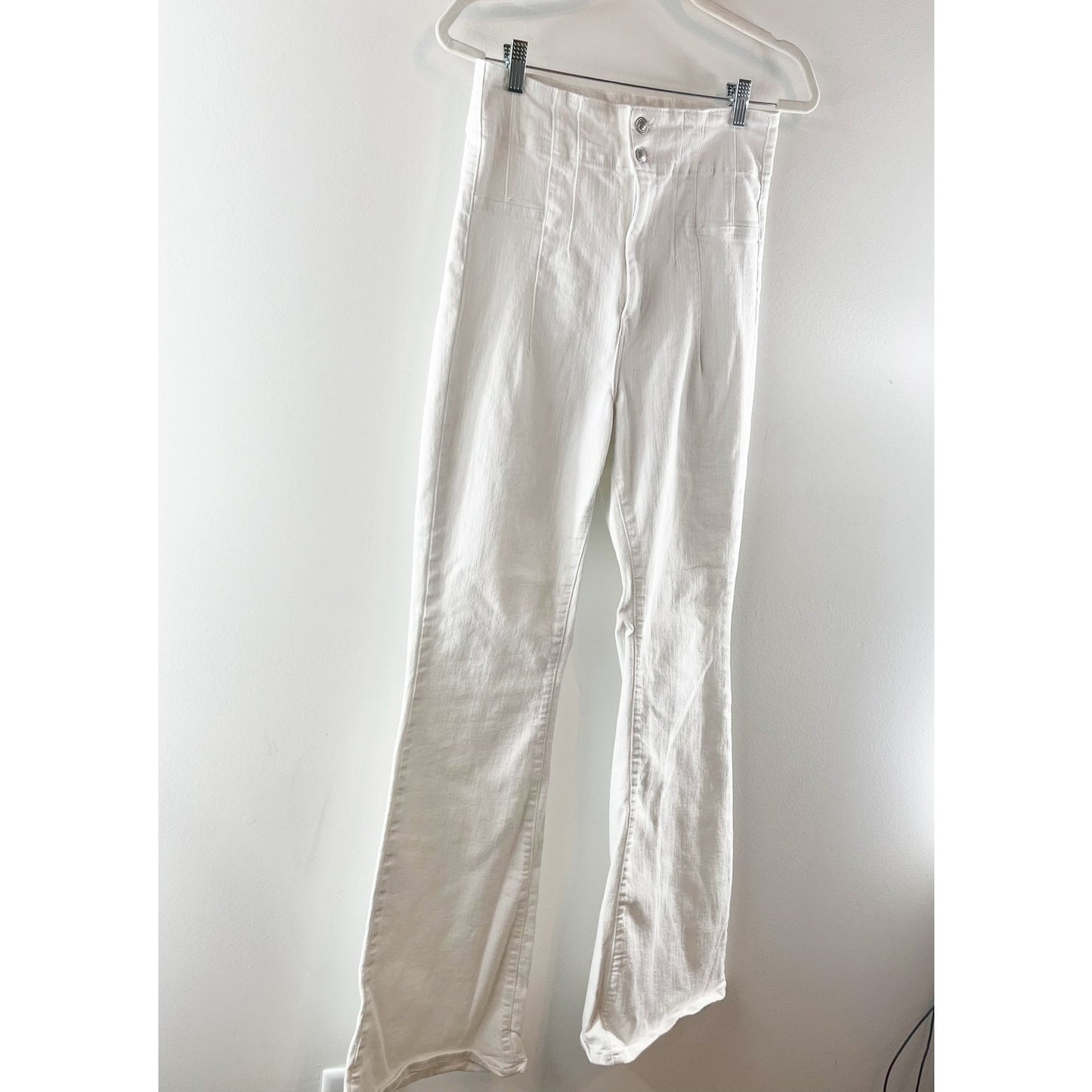 Free People We The Free High Rise Jayde Flare Bell Bottom Jeans White 31 / 12