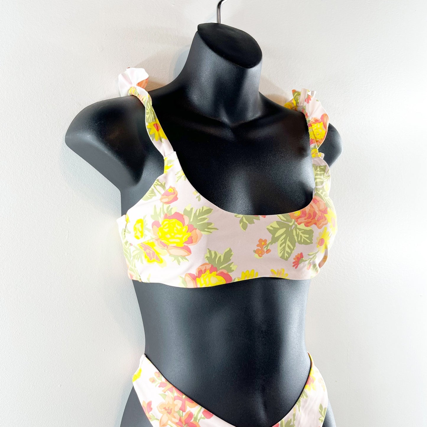 Aerie Printed Ruffle Scoop Bikini Top & High Cut Cheekiest Bikini Bottom Set M