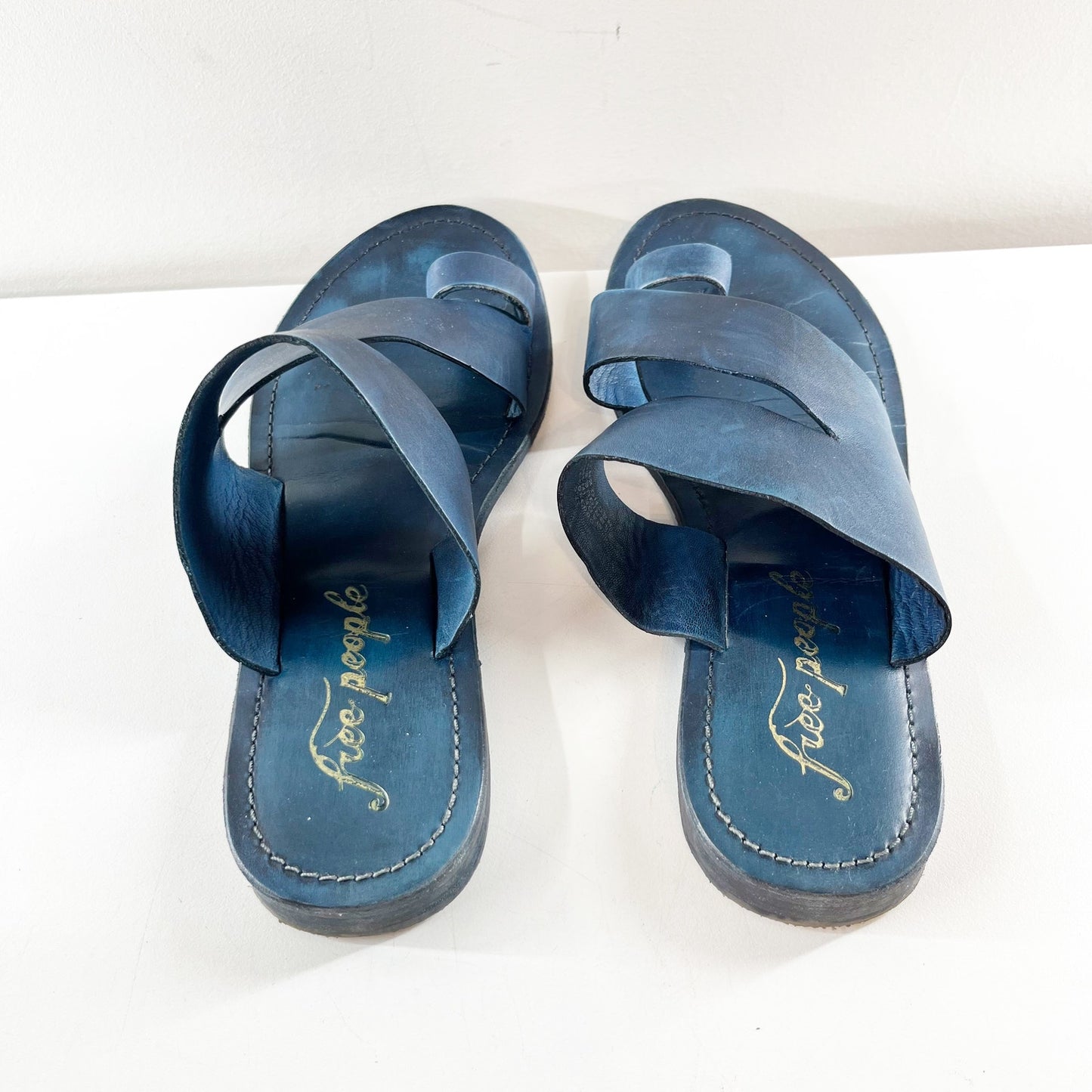 Free People Abilene Leather Toe Loop Sandals Almost Midnight Hour Blue 37.5