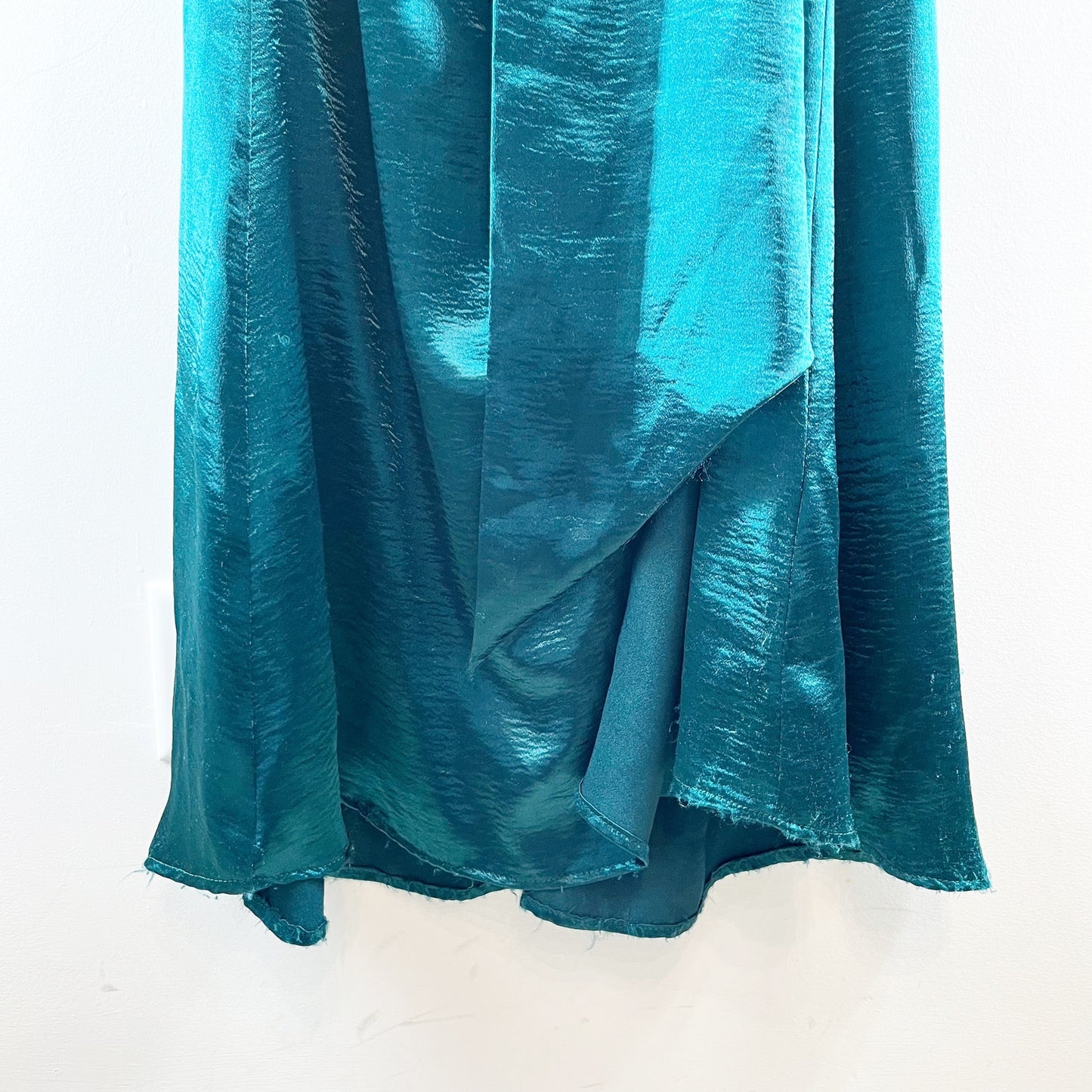 Lovers and Friends Kendall Satin Halter Open Back Sash Maxi Dress Gown Green S