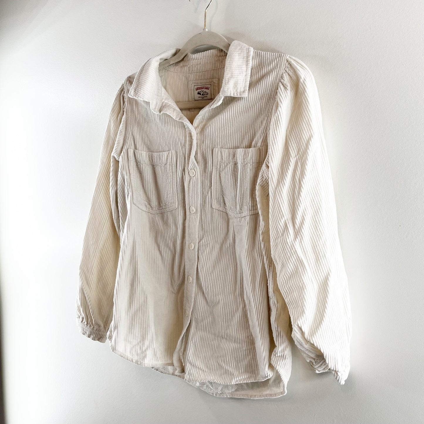 American Eagle Corduroy Button Up Long Sleeve Shirt Jacket Shacket Cream Small