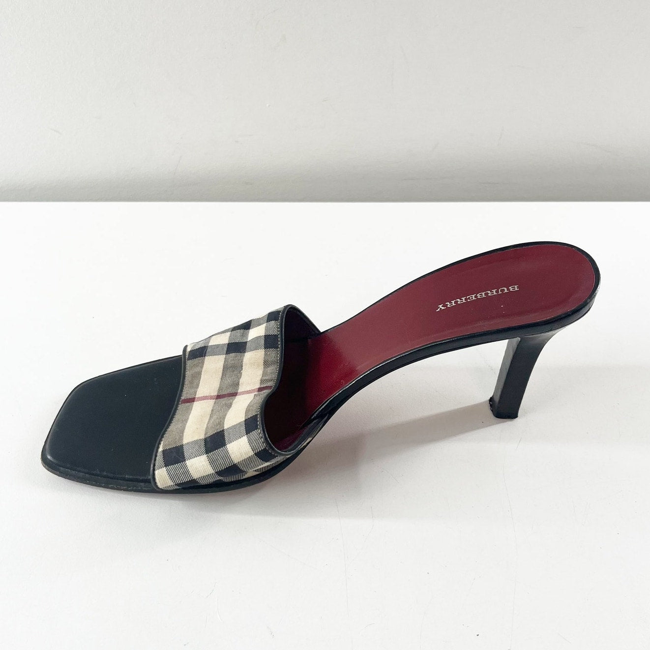 Burberry Vintage Nova Check Square Toe Plaid Slide Mule Kitten Heel Sandals 8