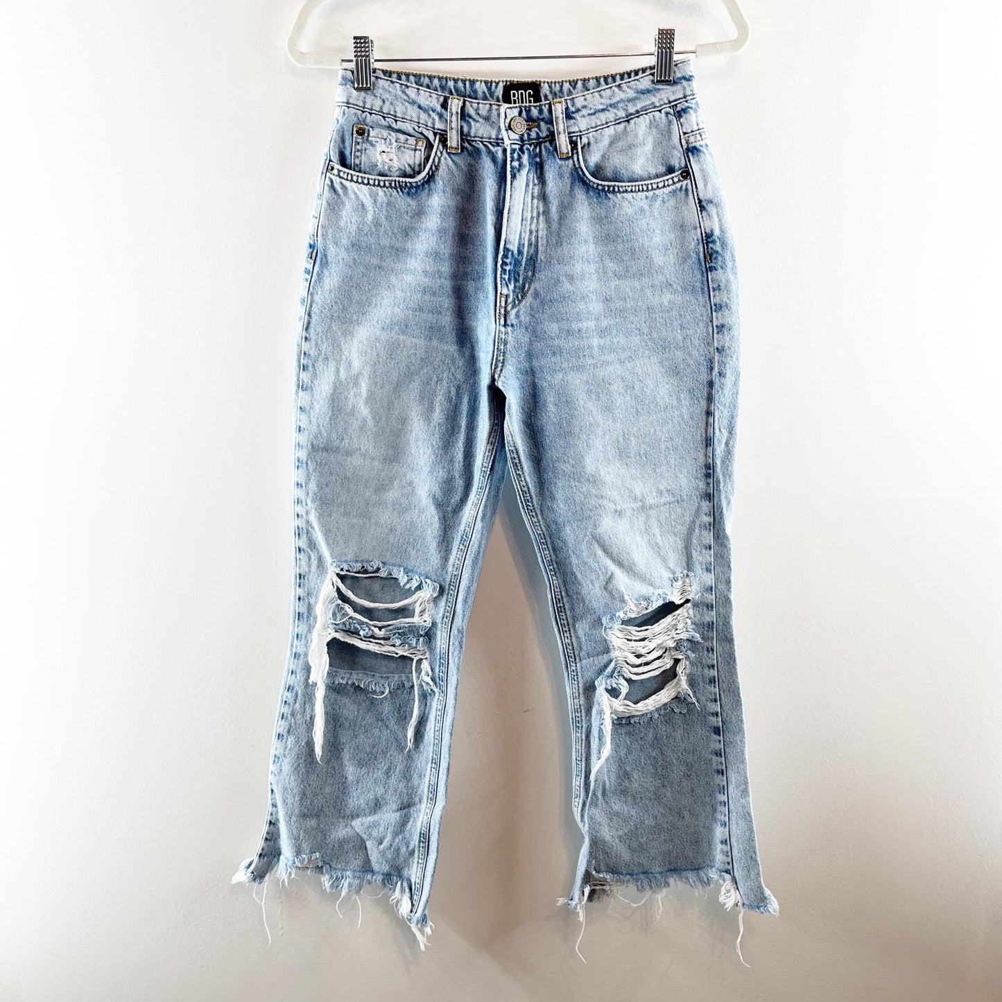 BDG Urban Outfitters Wilco Kick Crop Flare Distressed Light Wash Jeans Blue 4