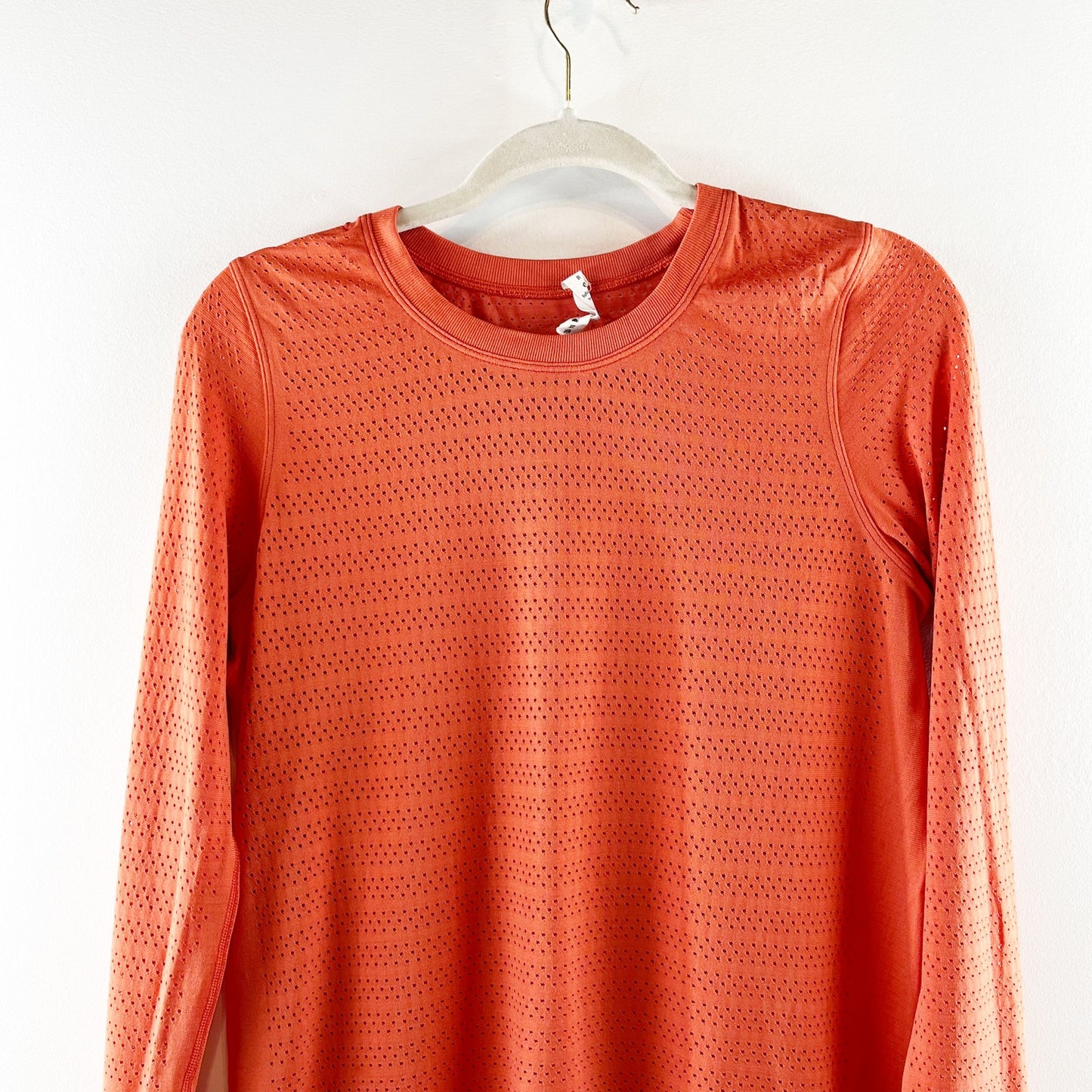 Lululemon Breeze By Long Sleeve Squad Run T-Shirt Seamless Relaxed Fit Orange 8