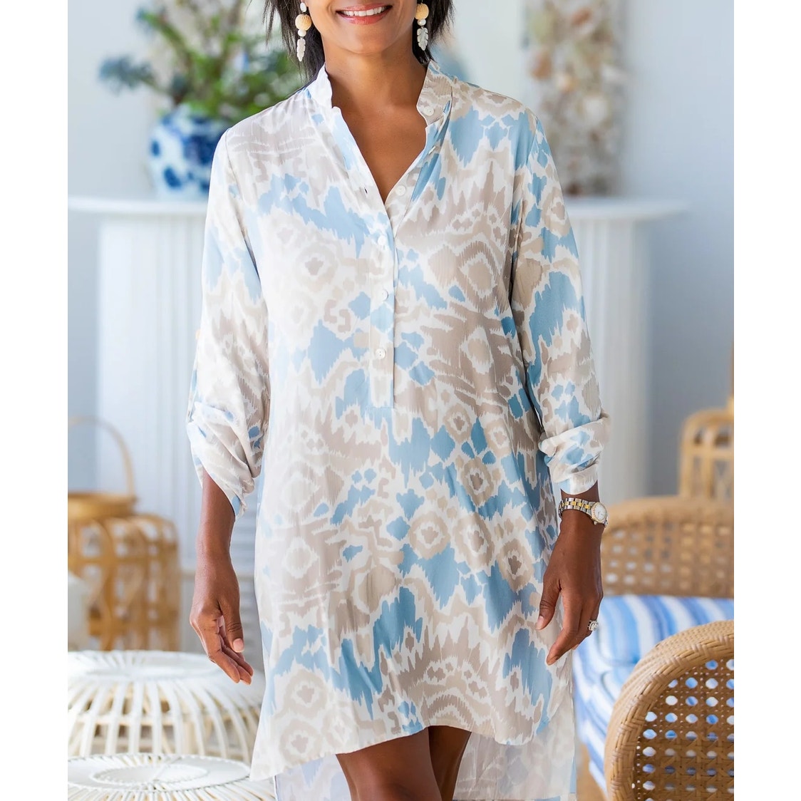 Walker & Wade Day Tripper Hi-Low Shirt Dress Sand and Sea Ikat Blue Cream Small