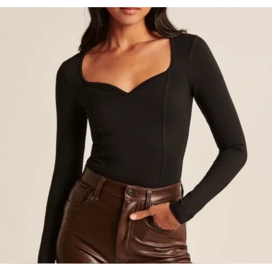 Abercrombie Soft AF Long Sleeve Sweethart Neckline Bodysuit Black XS