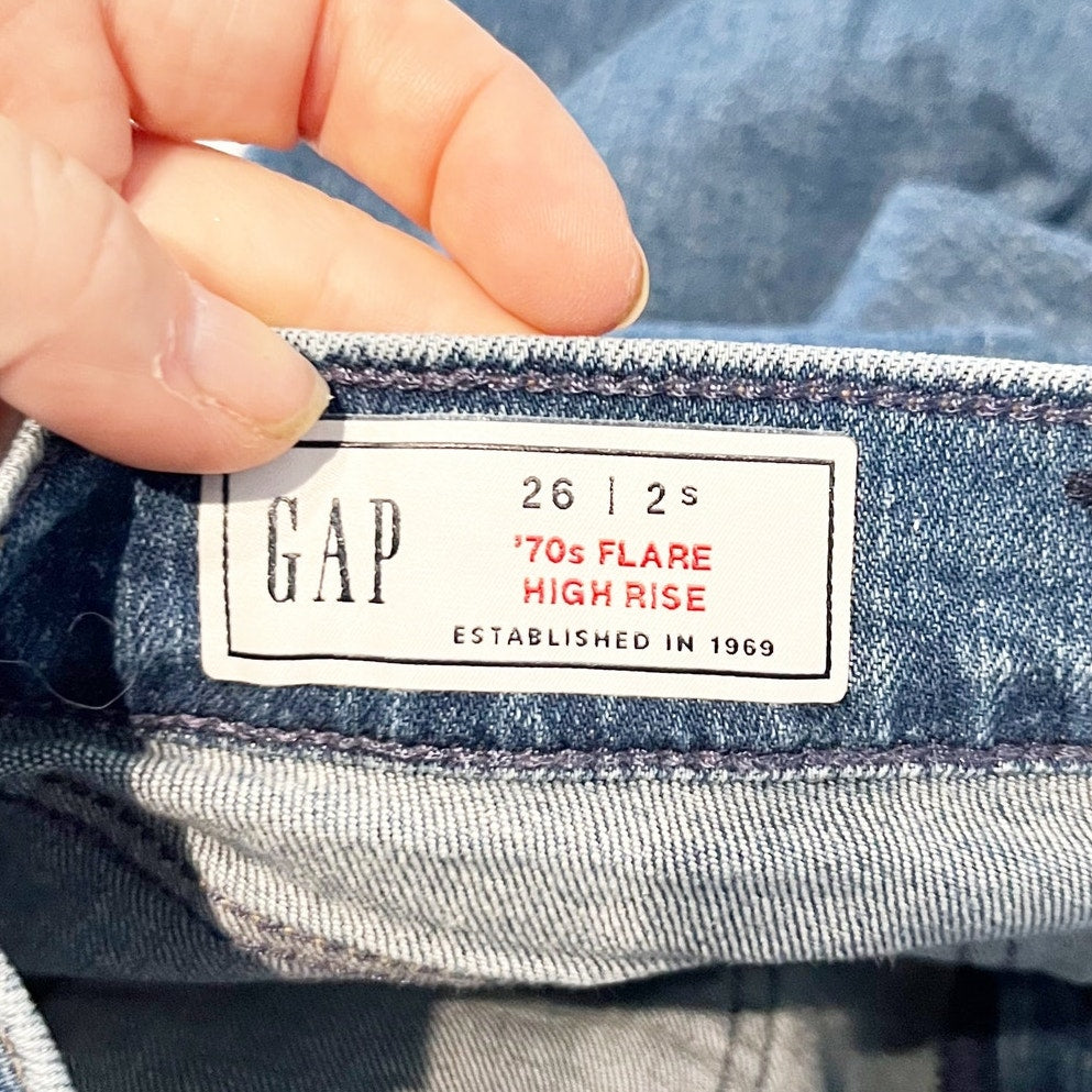 Gap Cotton Blend High Waisted '70s Denim Flare Jeans New Medium Indigo 26 / 2 P