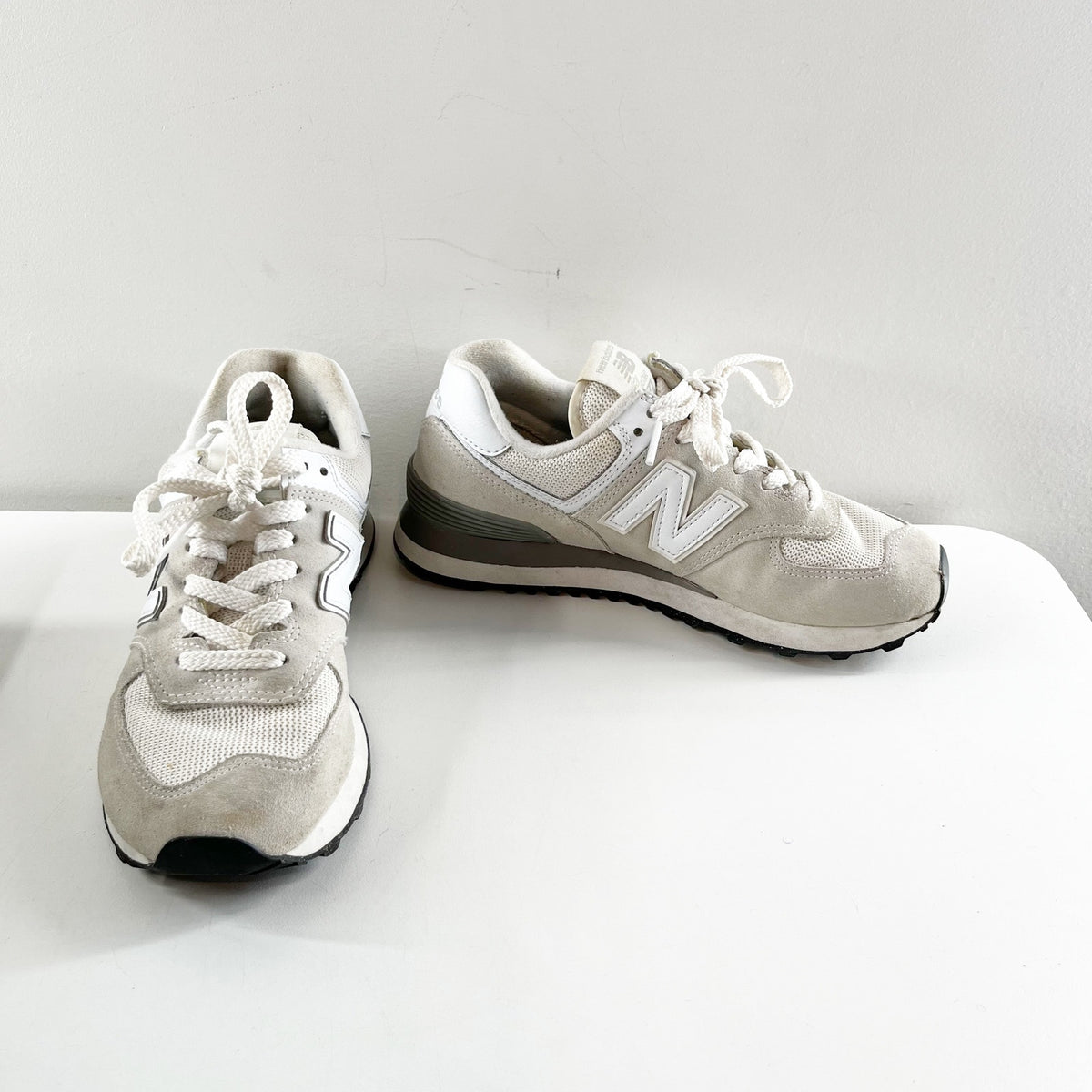 New Balance 574 Classic Sneakers Gray Cream White 6