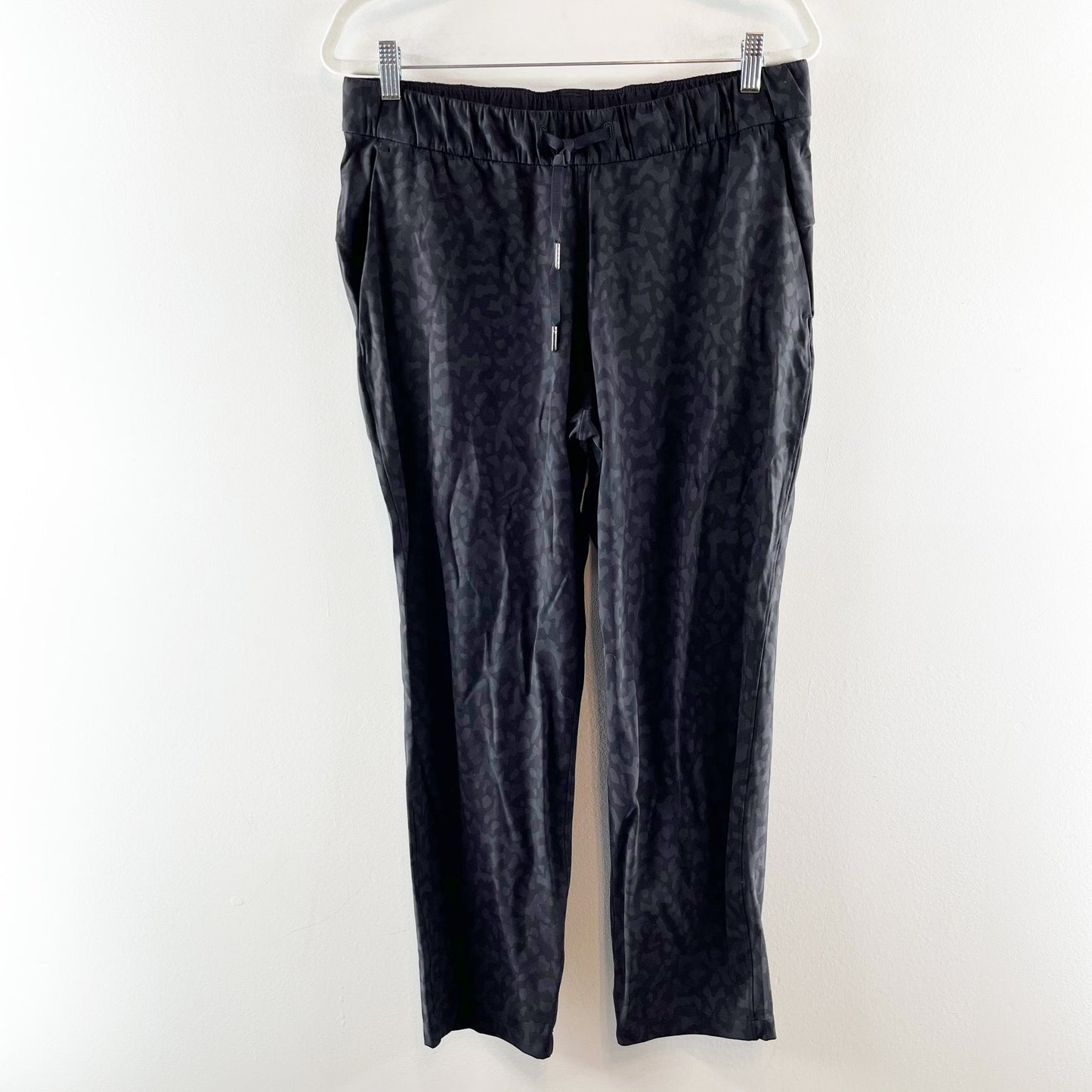 Lululemon On the Fly 7/8 Pant Formation Camo Deep Coal Multi Gray 10