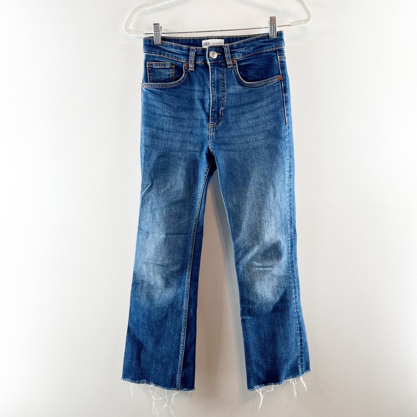 ZARA High Rise Cropped Raw Frayed Hem Flare Jeans Blue 4