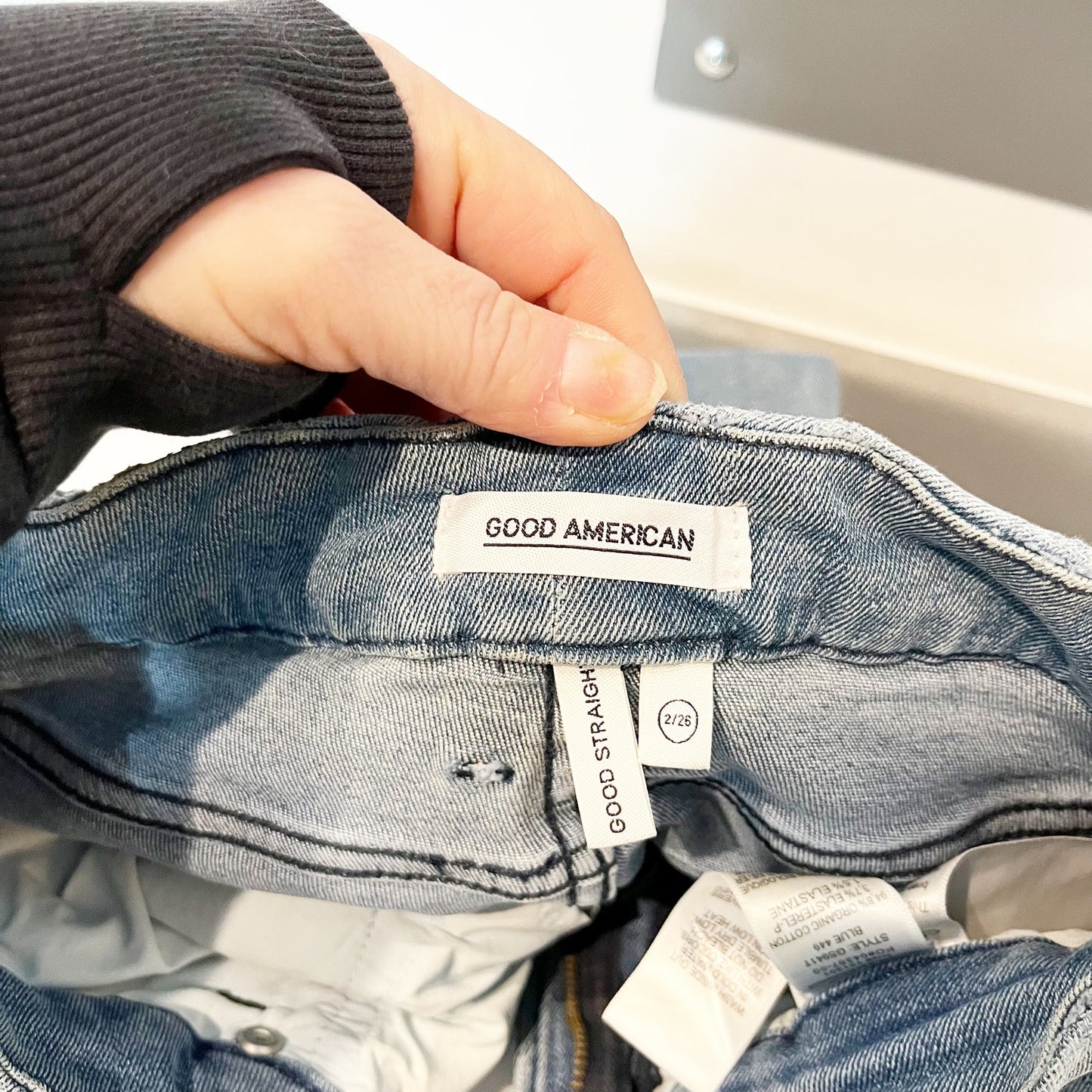 Good American Good Legs High Rise Stretch Denim Straight Jeans 26 / 2