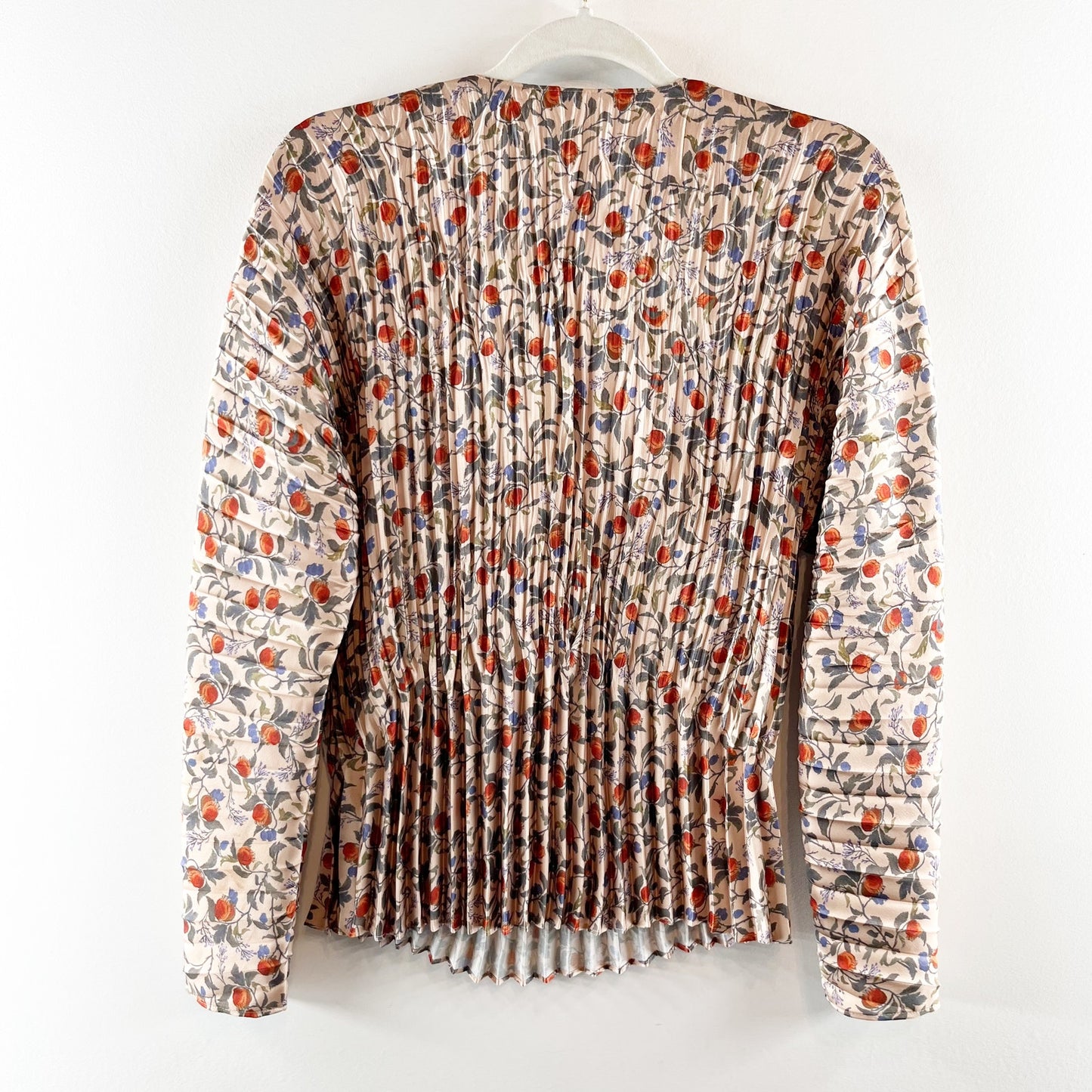 Vince Pomegranate Print Long Sleeve Keyhole Neck Pleated Blouse Chamois Small