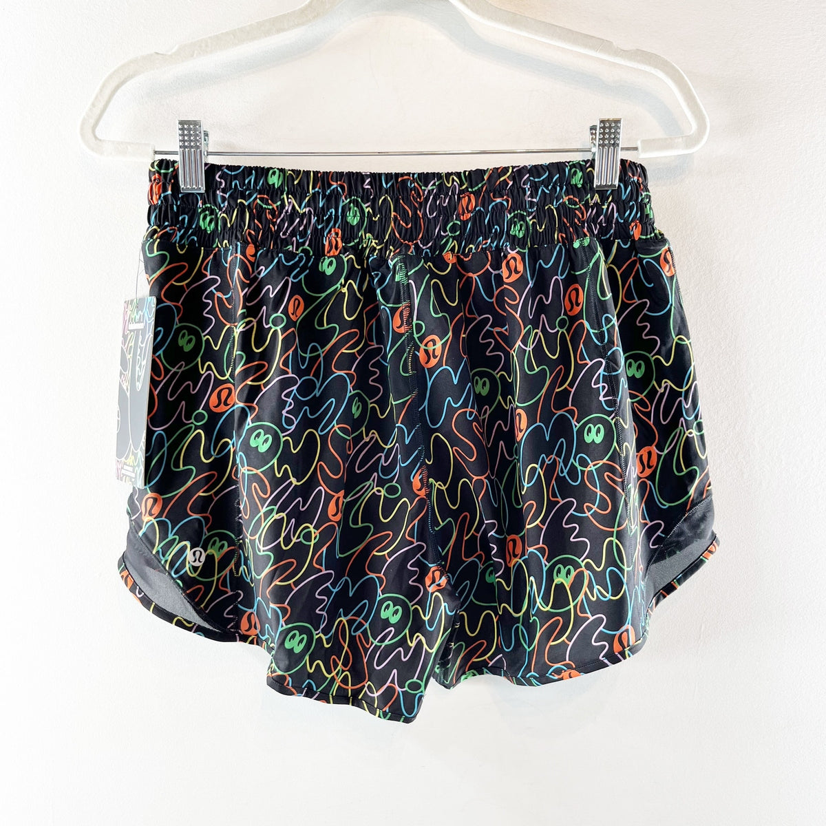 Lululemon x Seawheeze 2026 High Rise Hotty Hot Shorts Size 8
