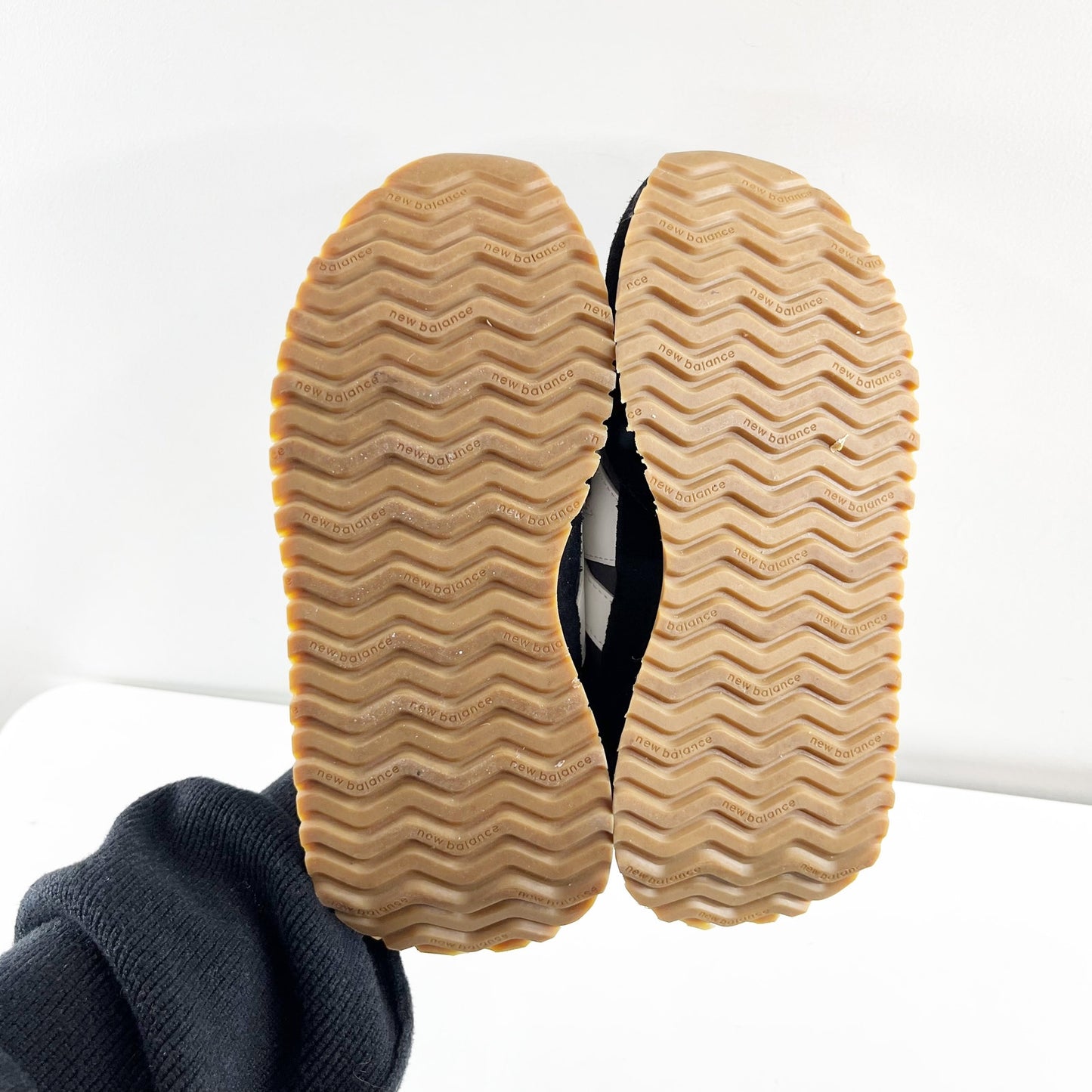 New Balance 237 Shoes Sneakers Black Magnet Sea Salt 7