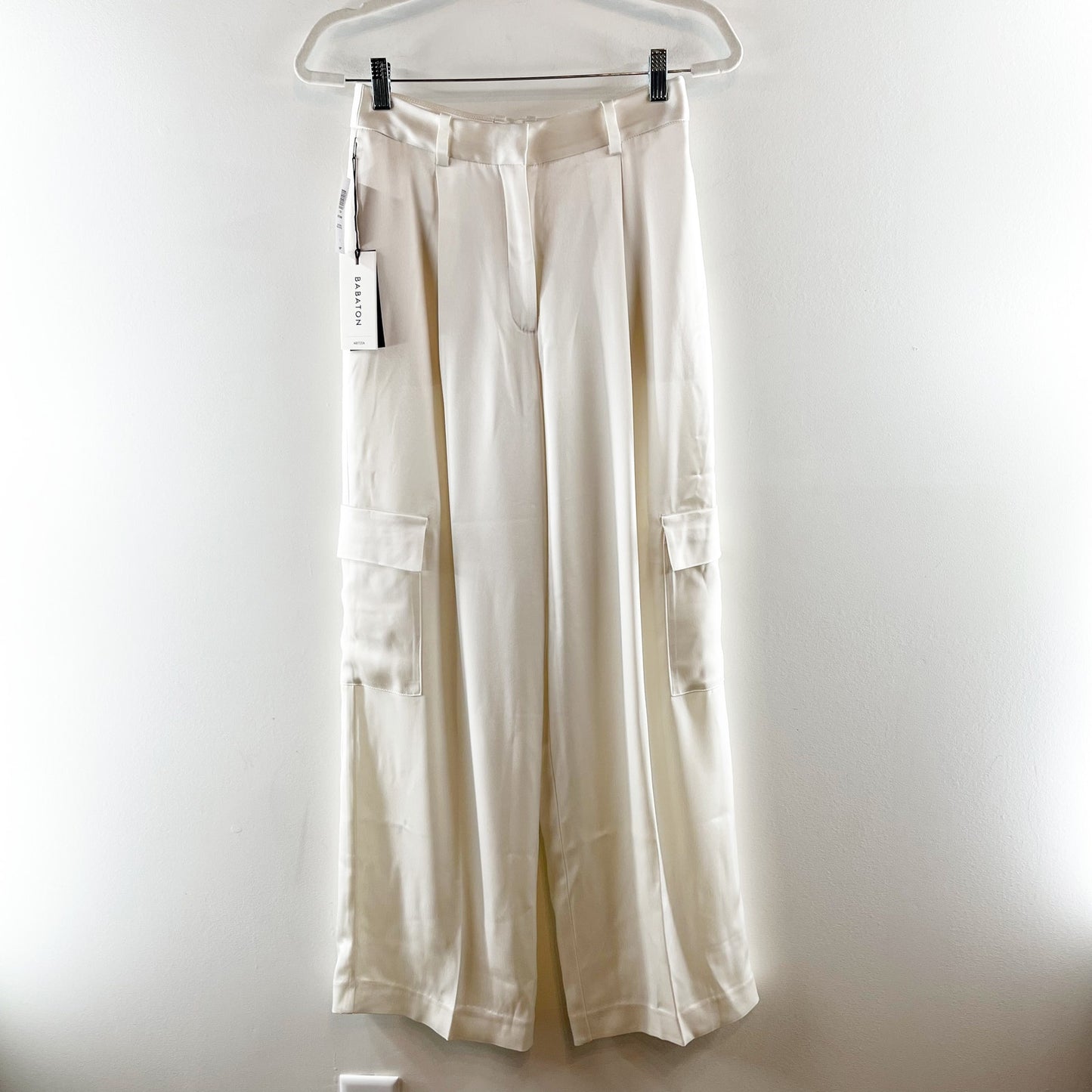 Aritzia Babaton Outgoing Satin Cargo Pants Light Birch Off White Cream 4