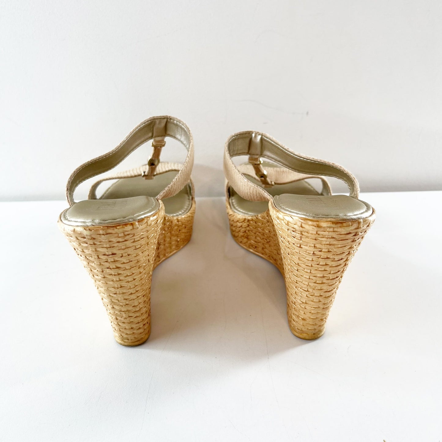 Italian Shoemakers Aida Wedge Leather Sandals Tan Beige 7.5