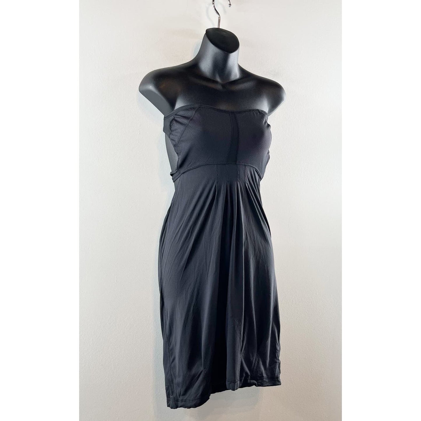 Lululemon Strapless Open Strappy Back Flowy Tank Top Black 8