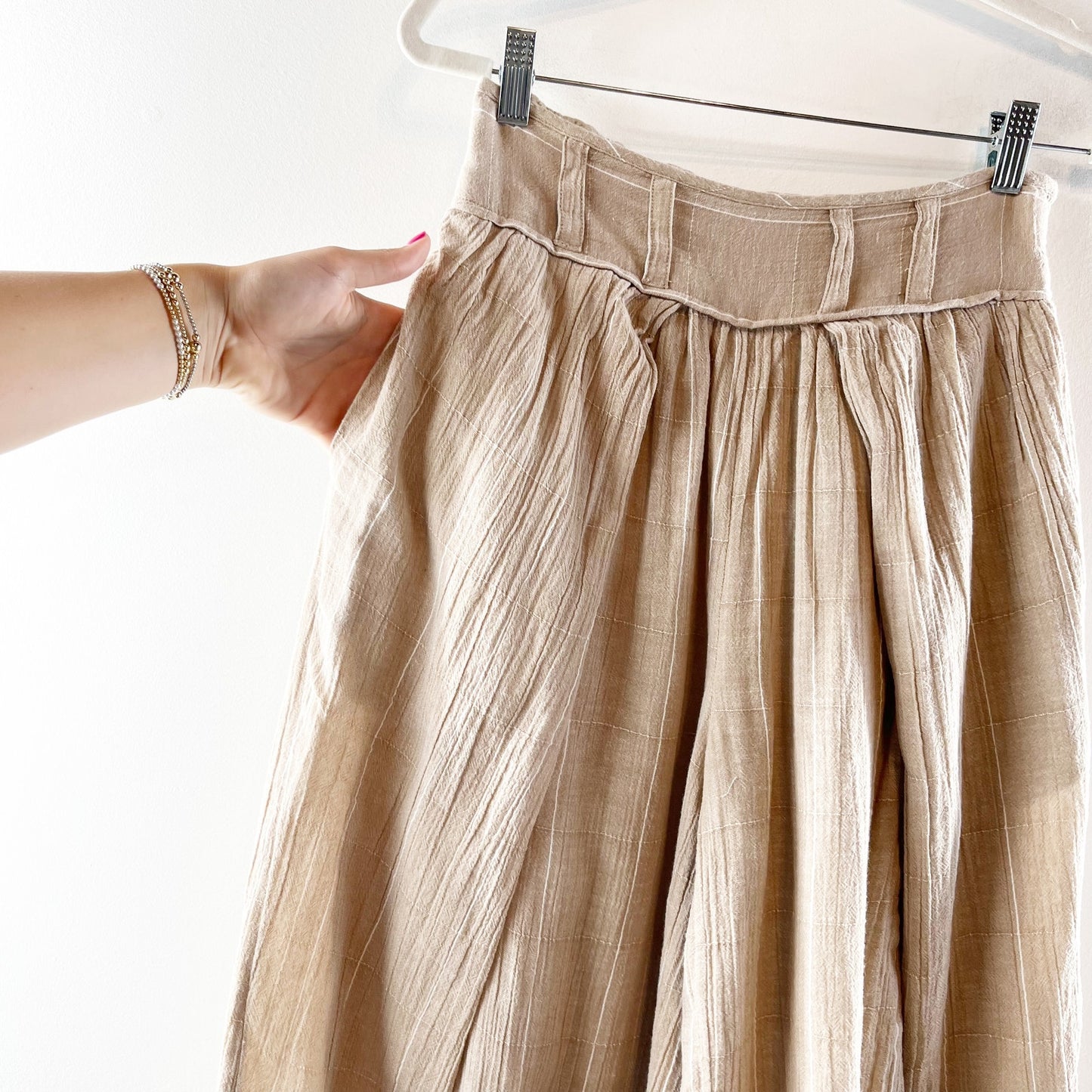 Free People Lunar Cover Wide Leg Slit Cropped Beach Pants in Sand Combo Tan XS