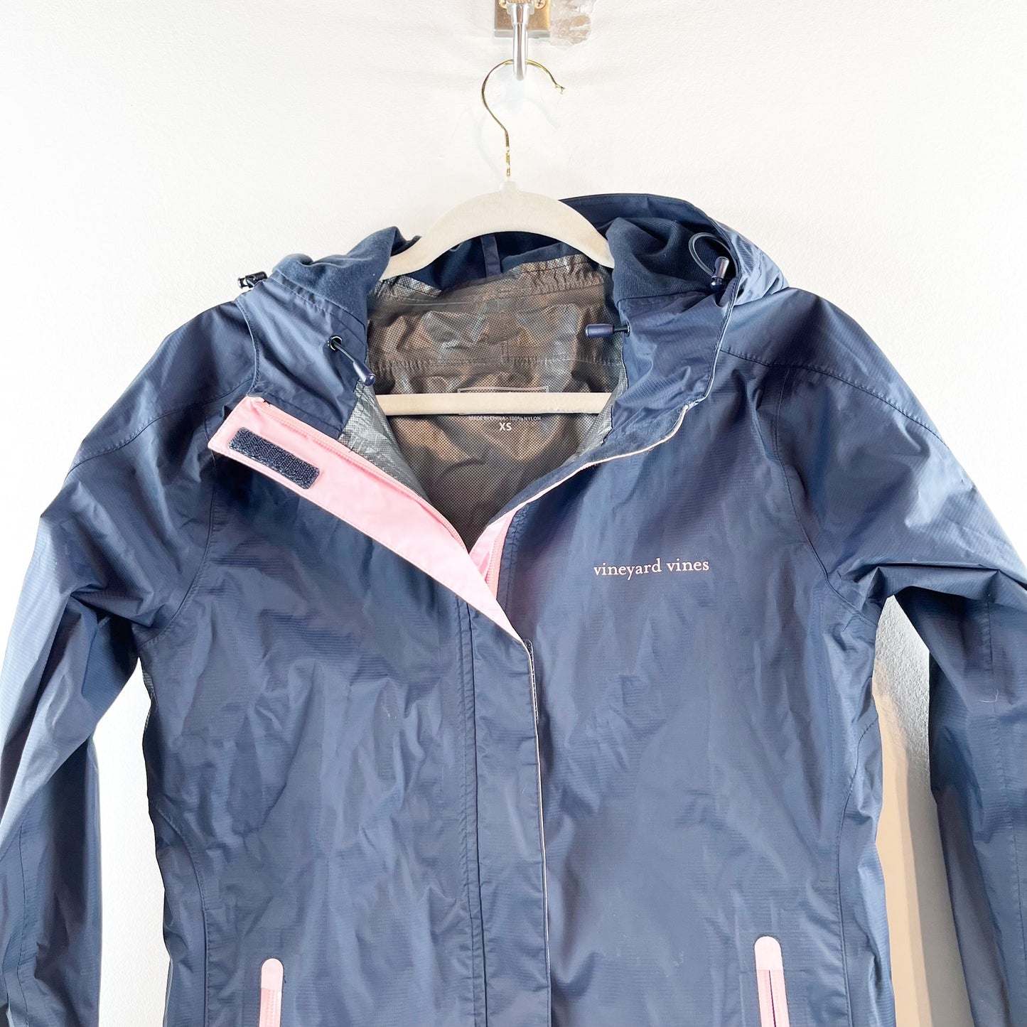 Vineyard Vines Nylon Raincoat Jacket Navy Blue Pink XS